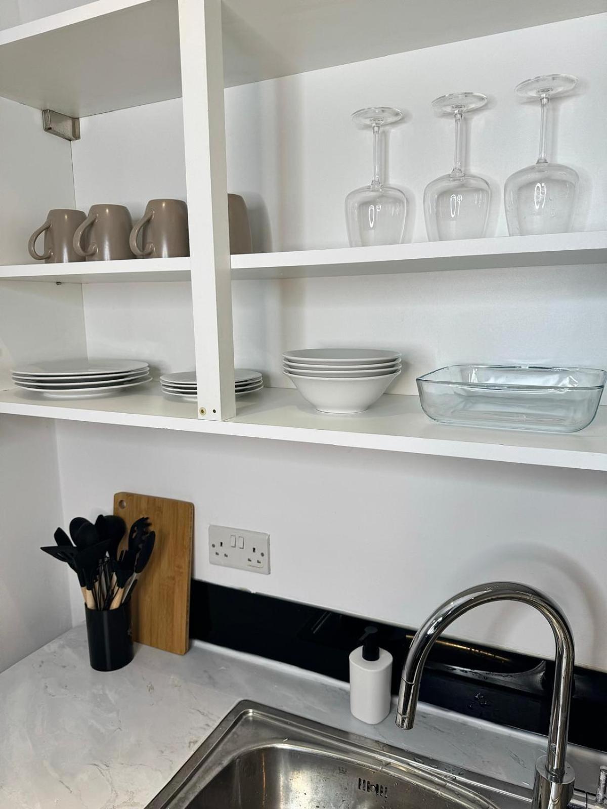 Birmingham City Centre Apartment - No Deposit Required- Free Parking Bagian luar foto